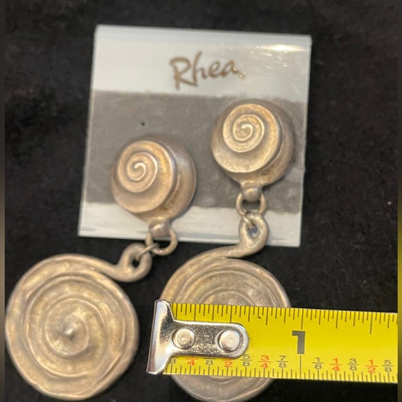 Women’s Vintage Spiral Metallic Disco Look Dangle Earrings. Pierced Posts. - Picture 4 of 5